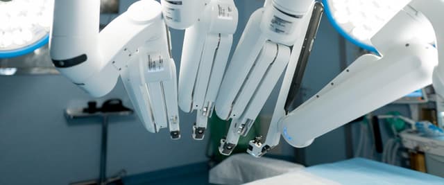 Chirurgie Urologică cu Robot Da Vinci Xi