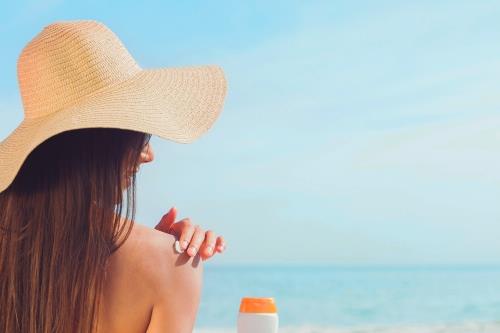Expunerea la soare: cum alegem produsele potrivite pentru protecţie solară?