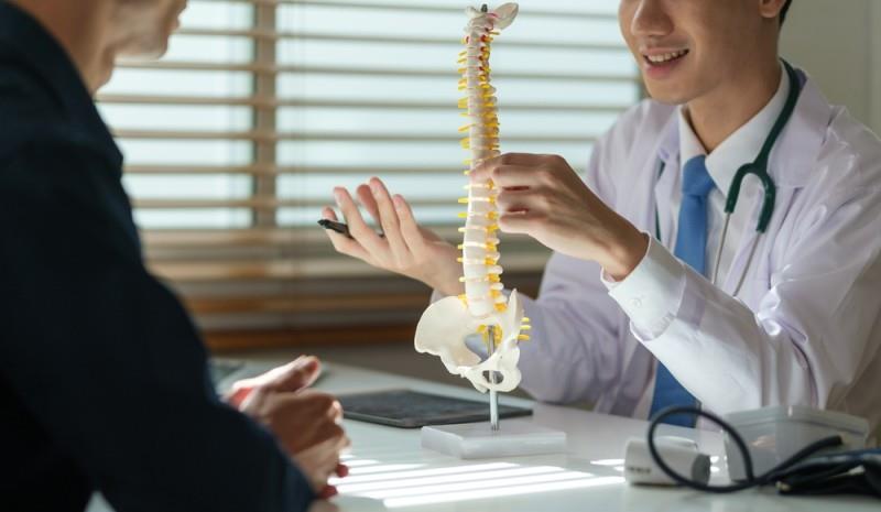 Hemangiom vertebral: cauze, simptome, diagnosticare și tratament