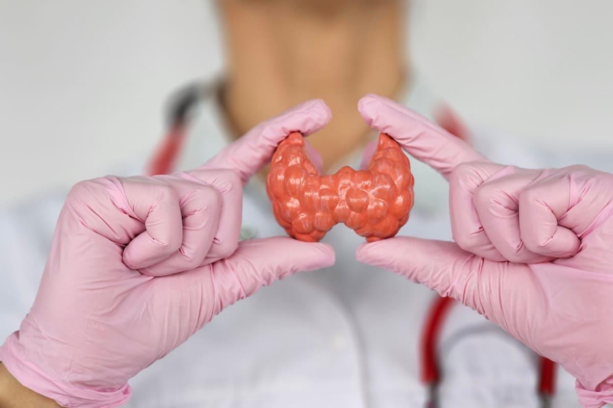 Hipotiroidism: cauze, simptome, diagnosticare si tratament