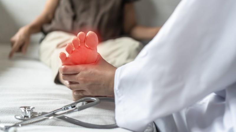 Neuropatia diabetică: Cauze, simptome și opțiuni de tratament