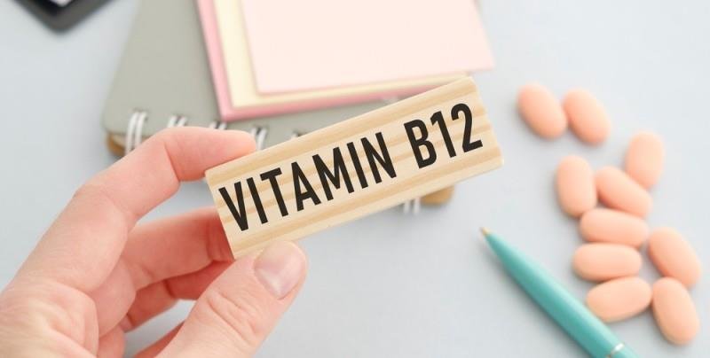 Ce este vitamina B12: cauzele deficitului de B12 și simptome asociate
