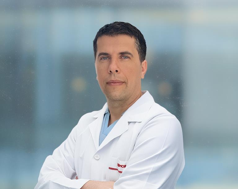 Dr. Daniel Lupoi