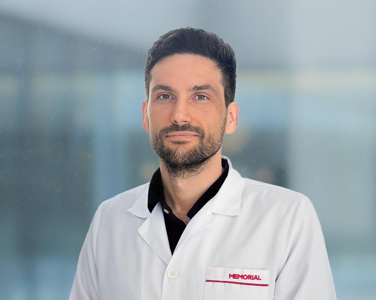 Dr. Mircea Robu