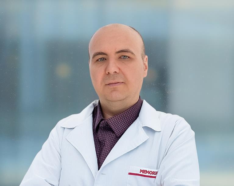 Dr. Radu Bogdan Tomoșoiu