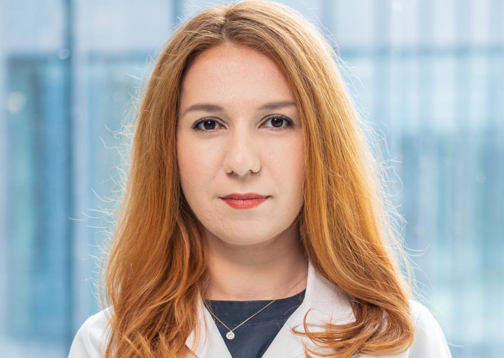 Dr. Cristina Corcău