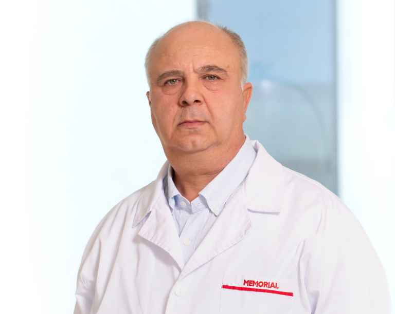 Dr. Bogdan Teodorescu