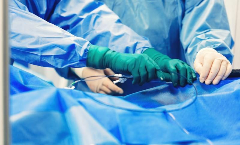 Angioplastie carotidiană: ce trebuie să știi despre această procedură minim invazivă