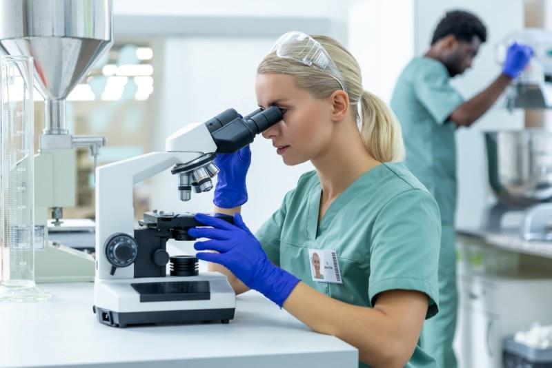 Infecția cu Klebsiella pneumoniae: cauze, simptome și opțiuni de tratament