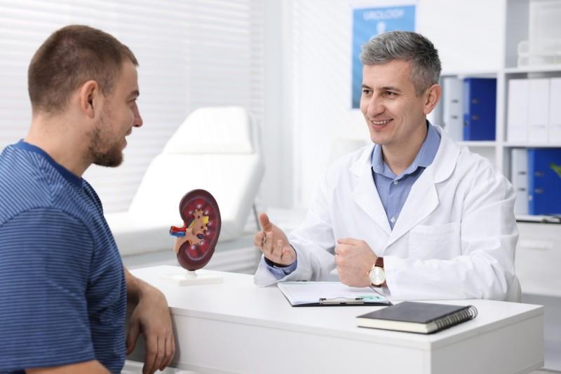Top 7 investigații recomandate de medicul urolog pentru un diagnostic precis