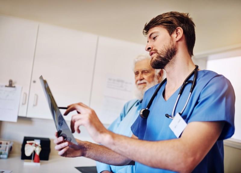 Radiologie intervențională în oncologie: soluții moderne pentru tratamente personalizate